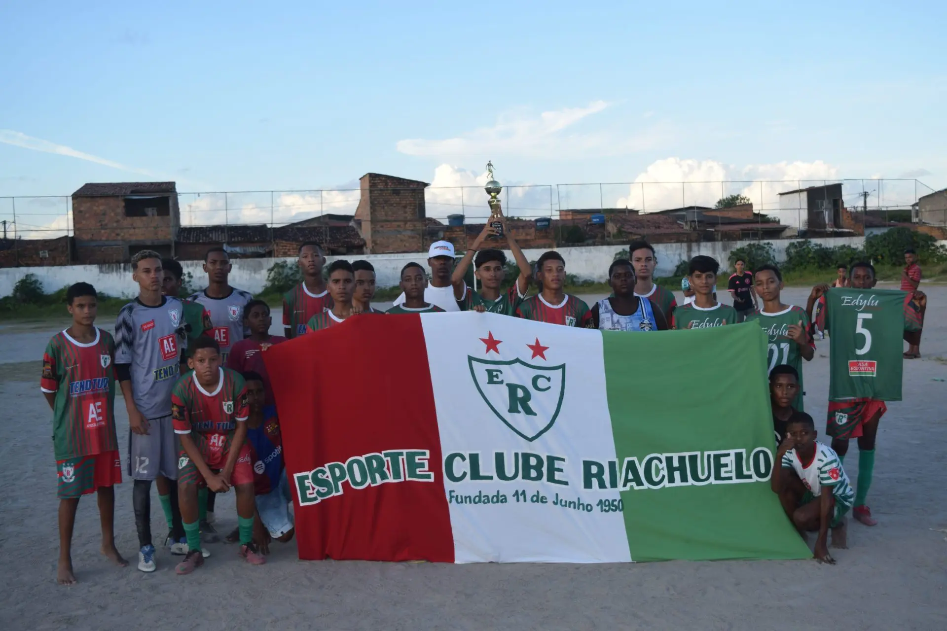 Equipe do Riachuelo Conquista o Desafio do Terrão Futebol de Base Sub 15 da LFBB